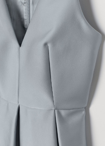 Светло-бирюзовое коктейльное платье H&M однотонное