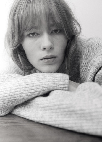 Сірий демісезонний светр H&M