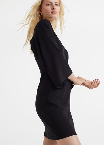 Черное кэжуал платье H&M однотонное