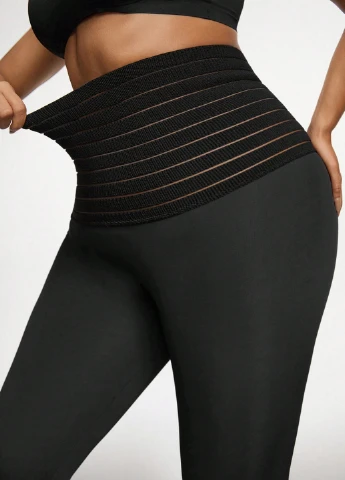 Черные демисезонные леггинсы SHEIN