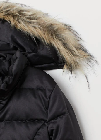 Черная зимняя пуховик H&M