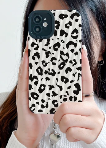 Чехол для iPhone 15 Pro SHEIN (338797024)