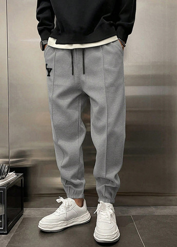 Серые спортивные демисезонные джоггеры брюки SHEIN