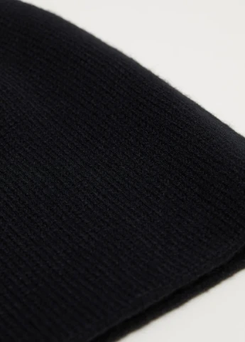 0292551 H&M (254856527)