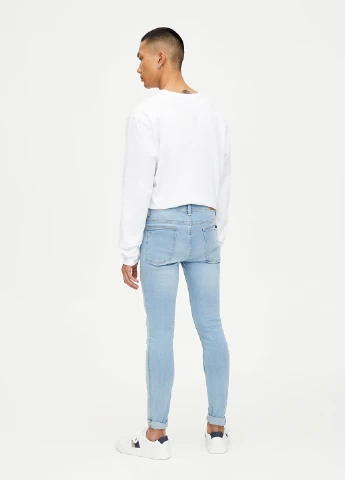Голубые демисезонные зауженные джинсы Pull & Bear