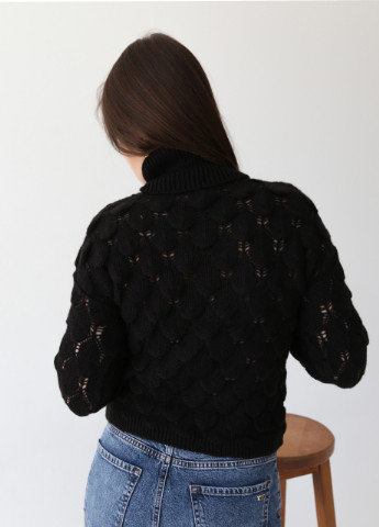 Черный демисезонный свитер женский черный укороченный вязаный Bebe Приталенный
