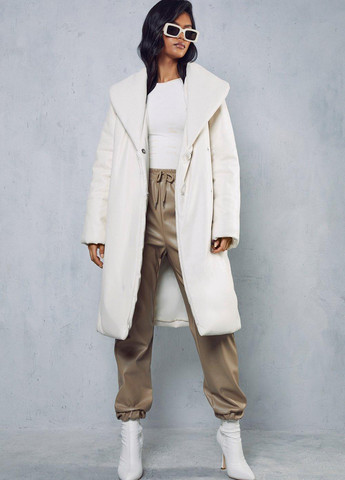 Кремовая демисезонная куртка MissPap