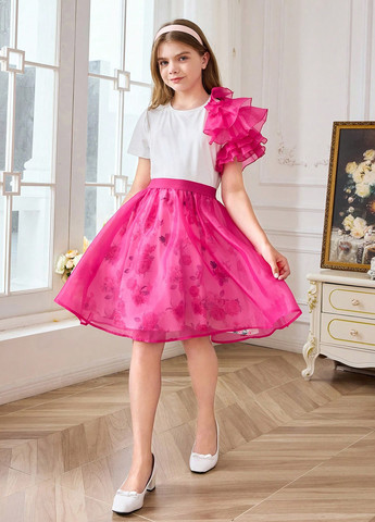 Розовый летний костюм (футболка, юбка) SHEIN