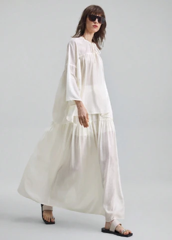 Молочная блуза SHEIN