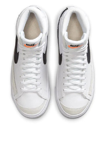 Білі кеди blazer mid 77 (gs) da4086-100 Nike BLAZER MID 77 (GS)