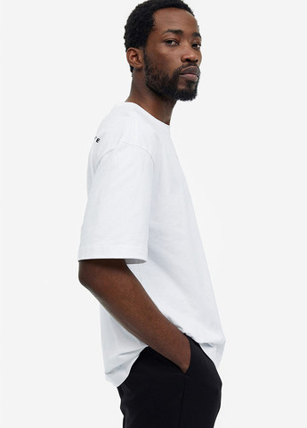 Белая футболка H&M