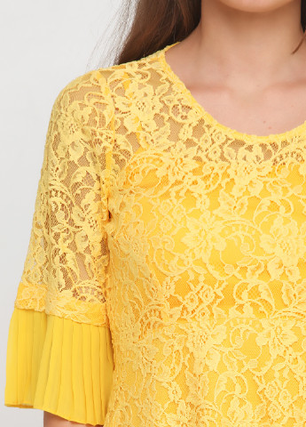 Желтое кэжуал платье клеш Sassofono однотонное