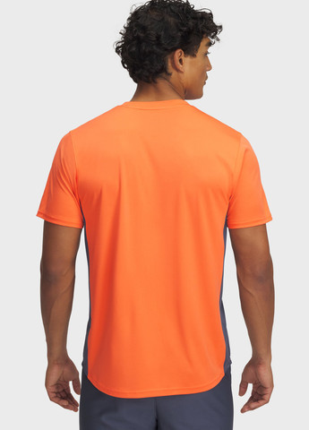 Помаранчева футболка Under Armour