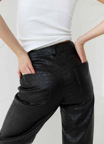 Черные кэжуал демисезонные прямые брюки La vie