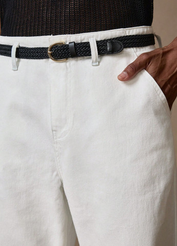 Белые демисезонные прямые джинсы SHEIN