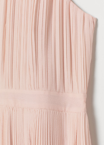 Светло-розовое вечернее платье плиссированное H&M однотонное