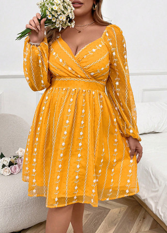 Жовтий кежуал сукня на запах SHEIN однотонна