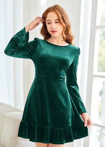Изумрудное платье SHEIN (340673143)