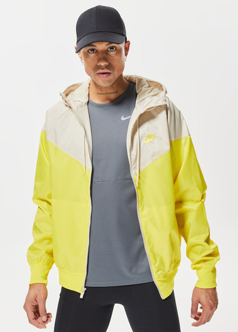 Желтая демисезонная куртка Nike SPORTSWEAR WINDRUNNER