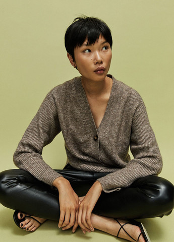 Черные демисезонные леггинсы H&M