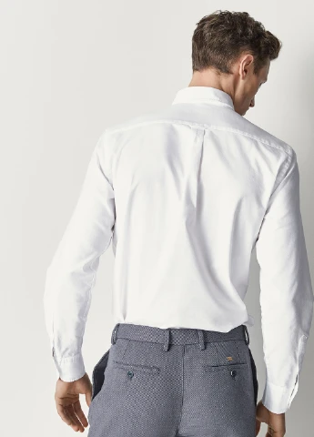Белая кэжуал рубашка однотонная Massimo Dutti с длинным рукавом