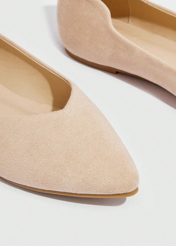 Женские туфли SHEIN | светло-бежевые однотонные без декора искусственная замша (341743964)