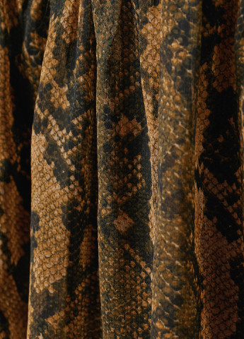 Оливкова кежуал сукня кльош H&M зміїний