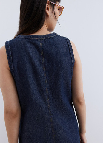 Темно-синее джинсовое платье H&M однотонное