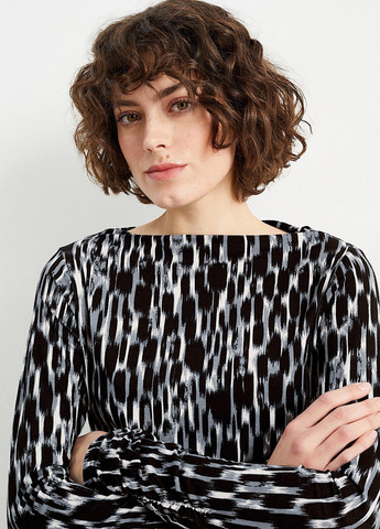 Чёрно-белую блуза C&A