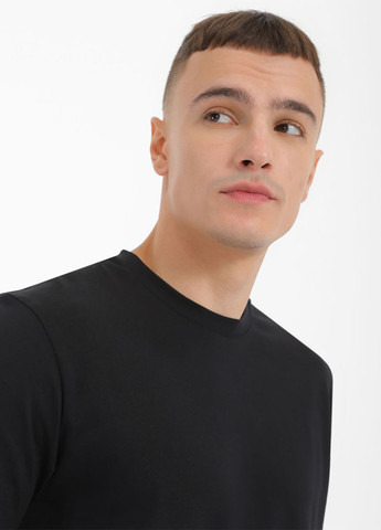 Чорна футболка Promin