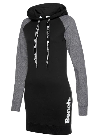 Черное спортивное платье Bench однотонное