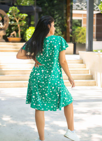 Темно-зелена женское платье в горошек зеленого цвета 373636 New Trend