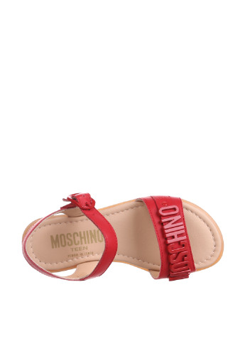 Красные босоножки Moschino с металлическими вставками