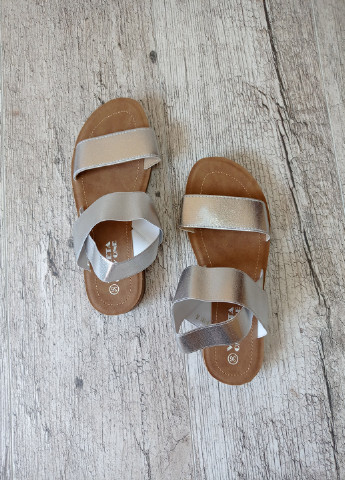 Серебряные босоножки Violeta Wonex