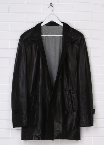 Черная демисезонная куртка кожаная Vitalli
