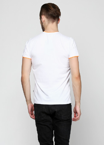Белая футболка MSY