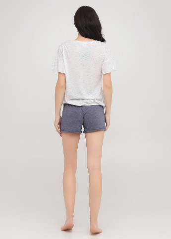 Светло-серый демисезонный комплект (футболка, шорты) Nicoletta