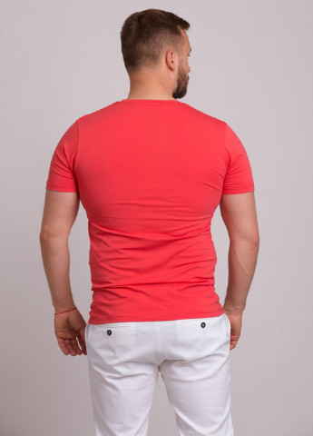 Красная футболка Trend Collection