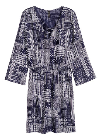 Темно-синее кэжуал платье клеш H&M с абстрактным узором