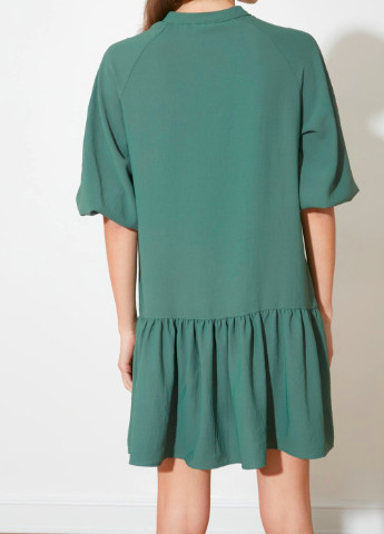 Зелена кежуал сукня AMORI однотонна