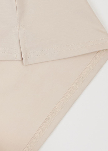 Молочна літня футболка Ляля