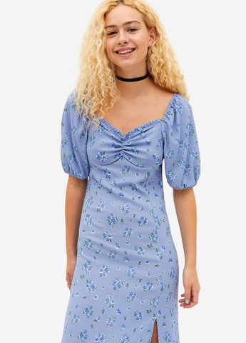 Голубое кэжуал платье Monki с цветочным принтом