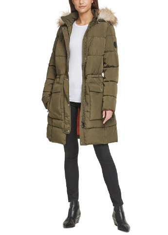 Оливковая (хаки) зимняя куртка DKNY