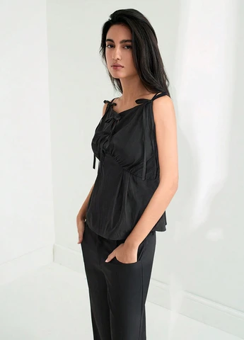 Чёрная блузка SHEIN