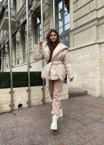 Бежевая зимняя женская тёплая куртка одеяло бежевая one size 42/48 пуховик осенний зимний демисезонний No Brand