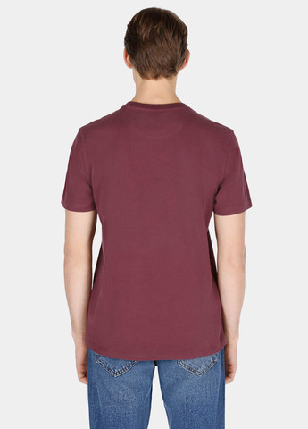 Бордова футболка Colin's