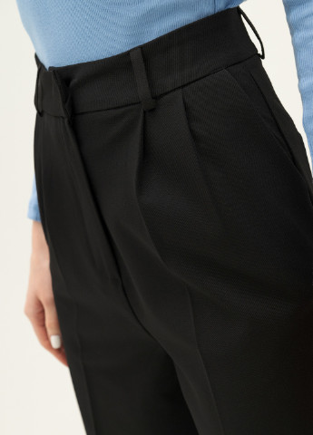 Черные кэжуал демисезонные брюки Karol