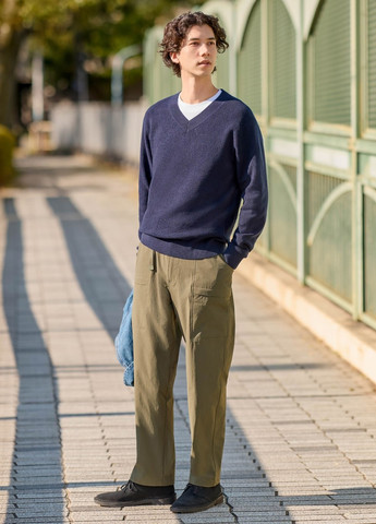 Синий демисезонный пуловер пуловер Uniqlo