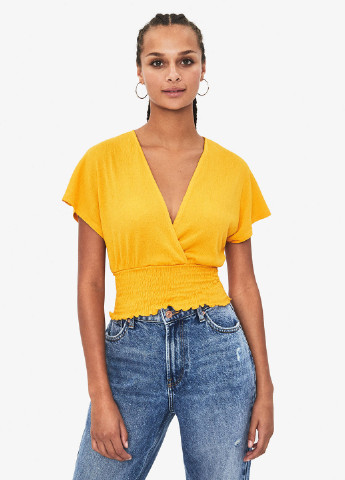 Жовта літня блуза на запах Bershka