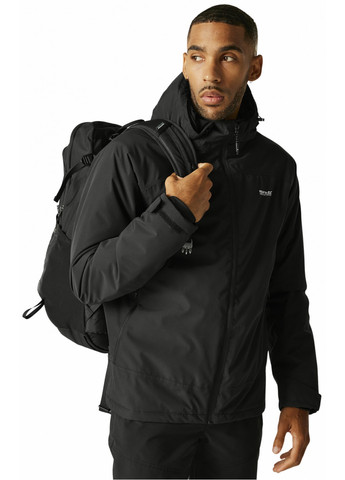 Чорна демісезонна куртка Regatta